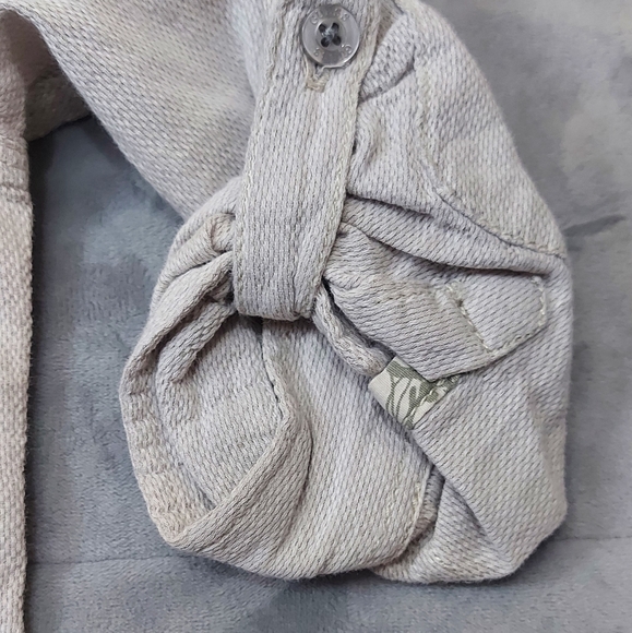 Guess Long Sleeve Button Down Shirt - Picture 5 of 8